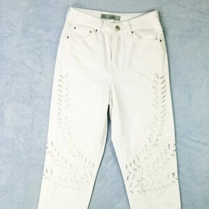 Topshop Moto 25X26 Mom Lazar Floral Etching Cut